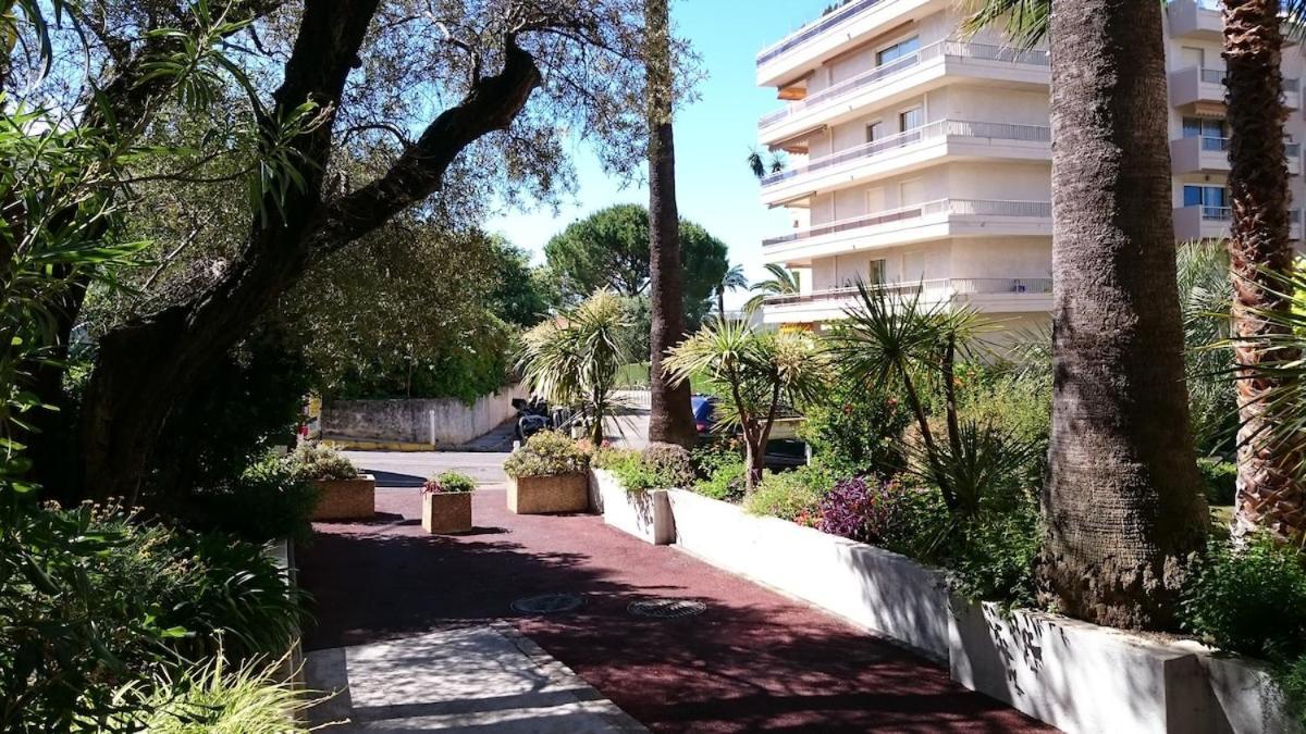 Joli Studio 4Pers Piscine Tout Confort Juan-les-Pins Exterior foto