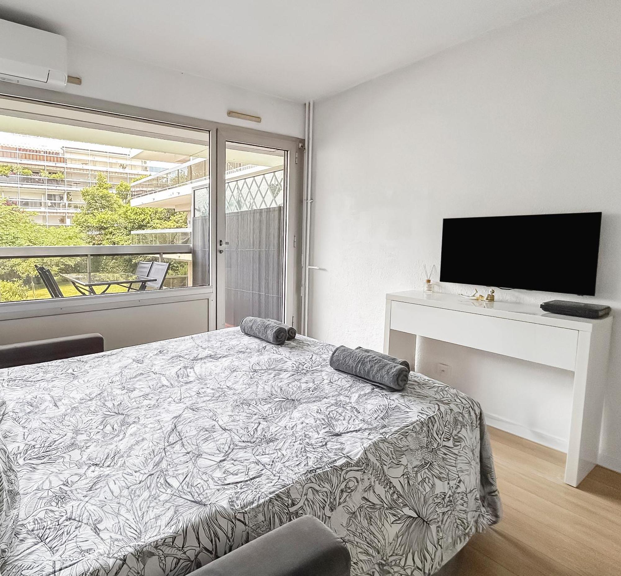 Joli Studio 4Pers Piscine Tout Confort Juan-les-Pins Exterior foto