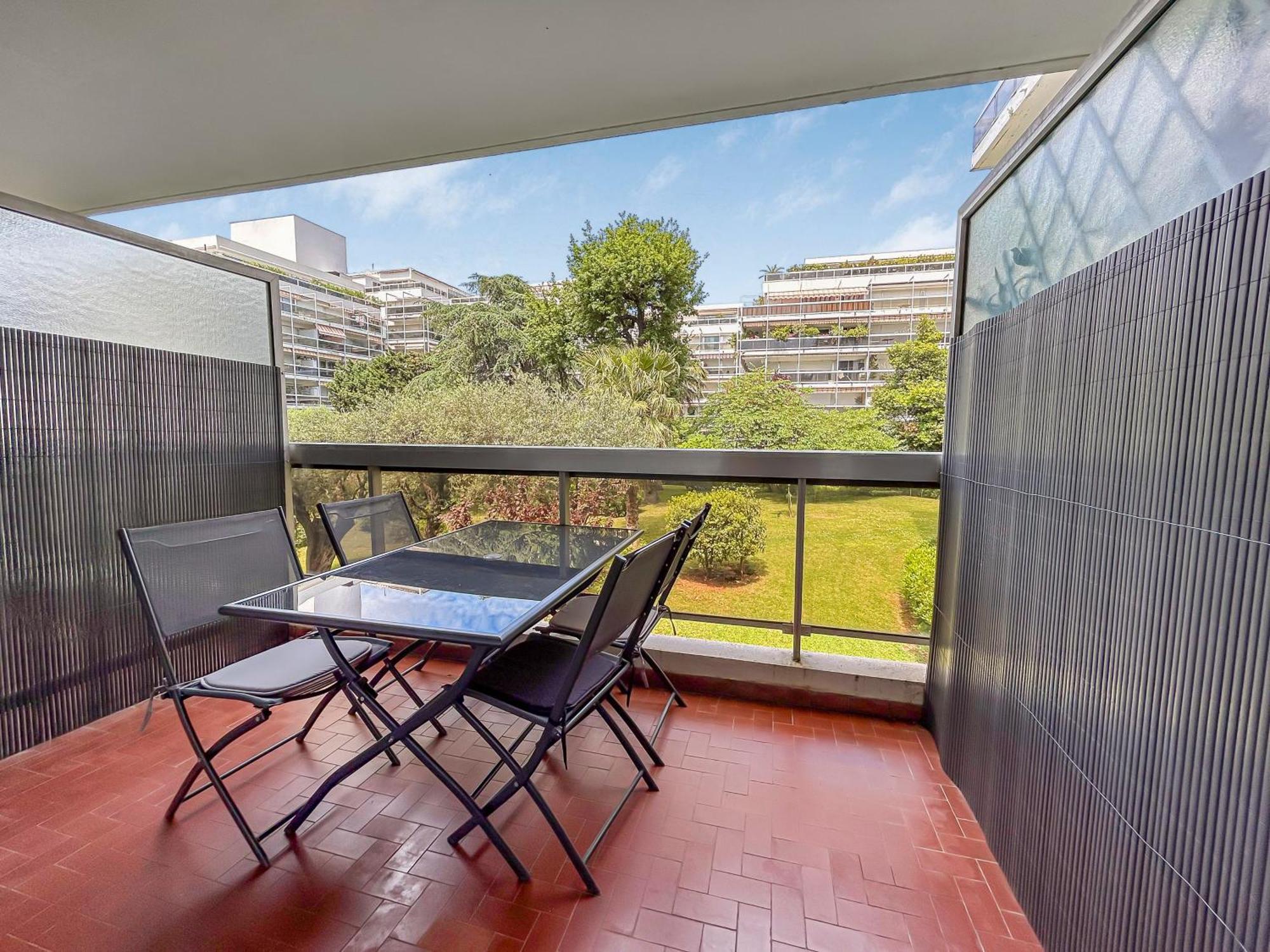 Joli Studio 4Pers Piscine Tout Confort Juan-les-Pins Exterior foto